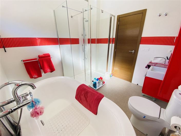 Image No.7-Propriété de 3 chambres à vendre à Cox