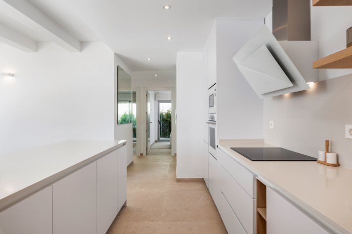 Image No.5-3 Bed Property for sale