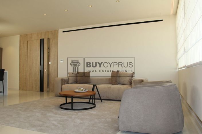 Image No.7-3 Bed Villa for sale