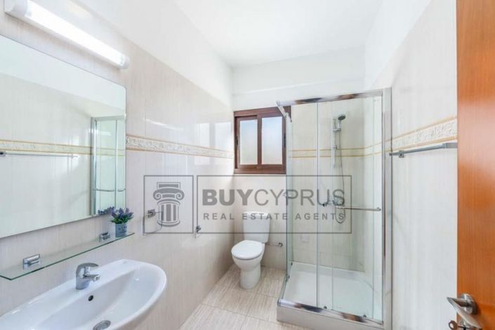 Image No.14-4 Bed Villa for sale