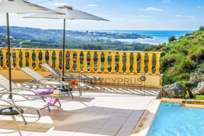 Image No.2-4 Bed Villa for sale