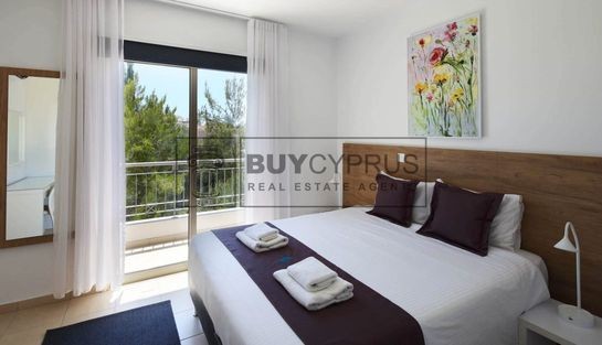 Image No.3-2 Bed Townhouse for sale