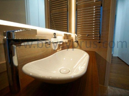 Image No.28-5 Bed Villa for sale