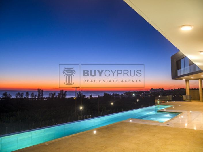 Image No.38-5 Bed Villa for sale