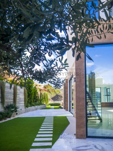 Image No.50-5 Bed Villa for sale