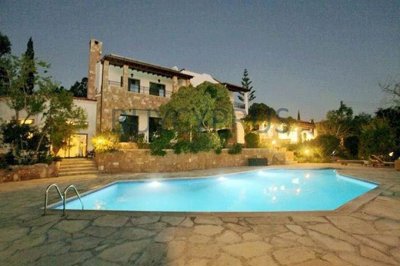Detached Villa For Sale  in  Kamares - Tala