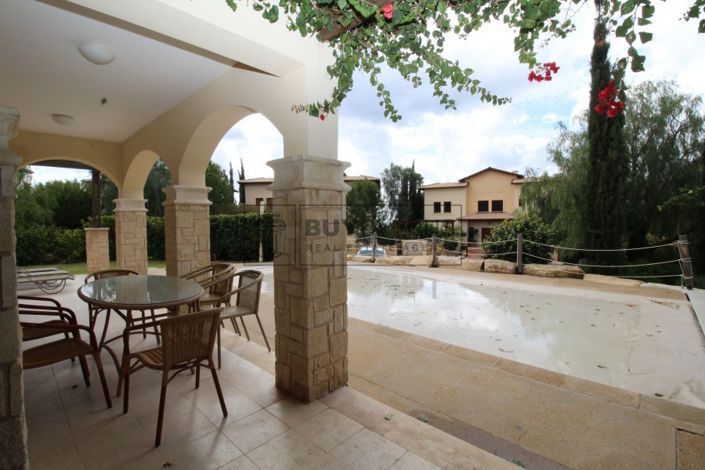 Image No.22-2 Bed Apartment for sale