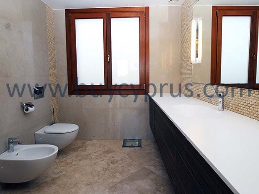 Image No.16-6 Bed Villa for sale