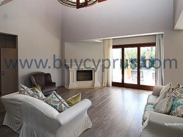 DETACHED 6 BEDROOM LUXURY VILLA IN APHRODITE HILLS