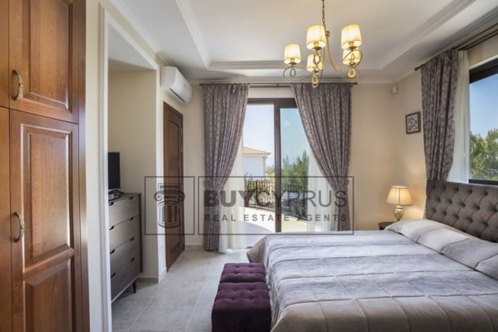 Image No.35-5 Bed Villa for sale