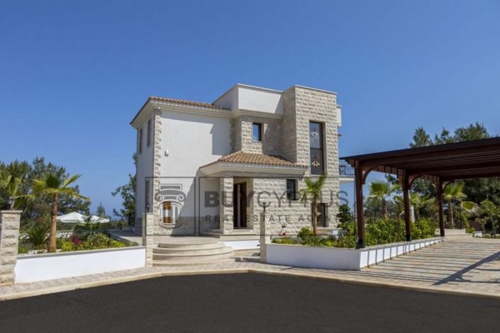 Image No.45-5 Bed Villa for sale