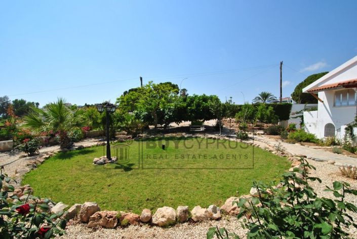 Image No.22-2 Bed Villa for sale