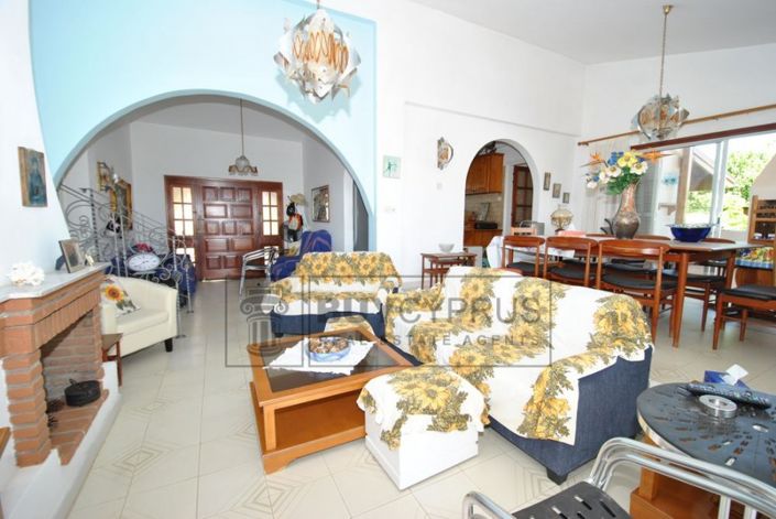 Image No.31-2 Bed Villa for sale