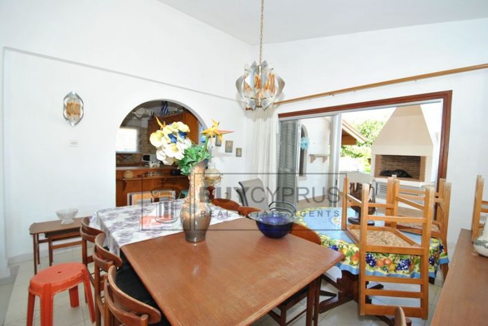 Image No.33-2 Bed Villa for sale