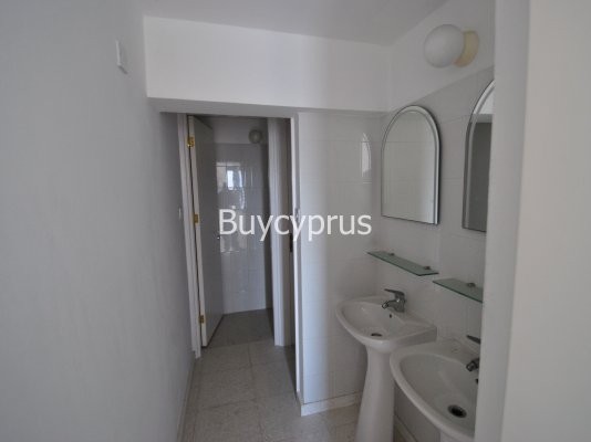 Image No.8-Commercial à vendre à Kato Paphos