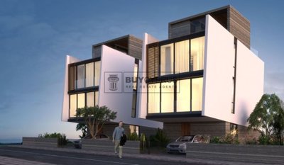 Detached Villa For Sale  in  Universal