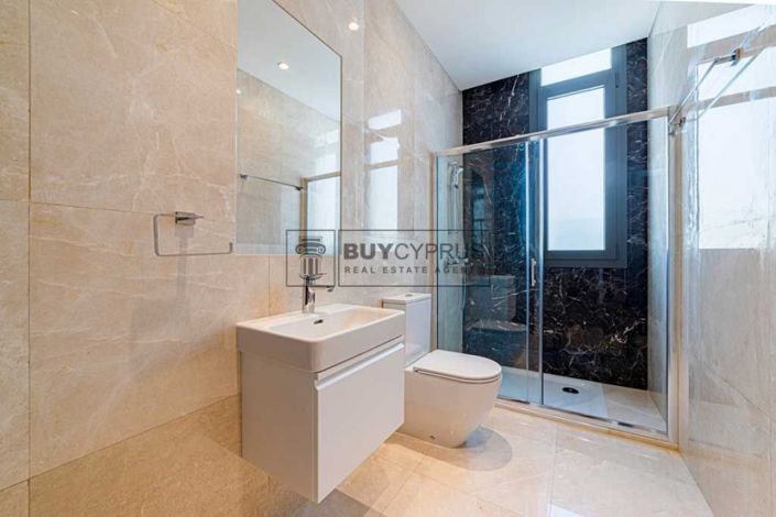 Image No.16-2 Bed Apartment for sale