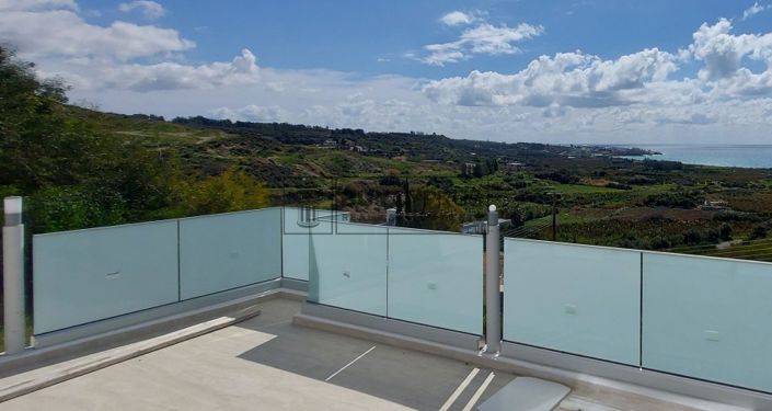 Image No.3-3 Bed Villa for sale