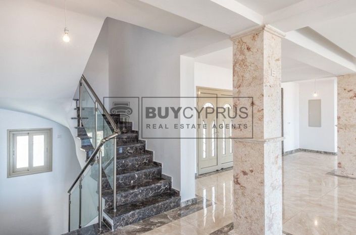 Image No.13-Villa de 7 chambres à vendre à Sea Caves