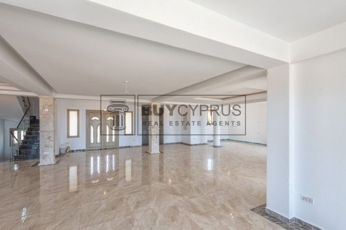 Image No.6-Villa de 7 chambres à vendre à Sea Caves