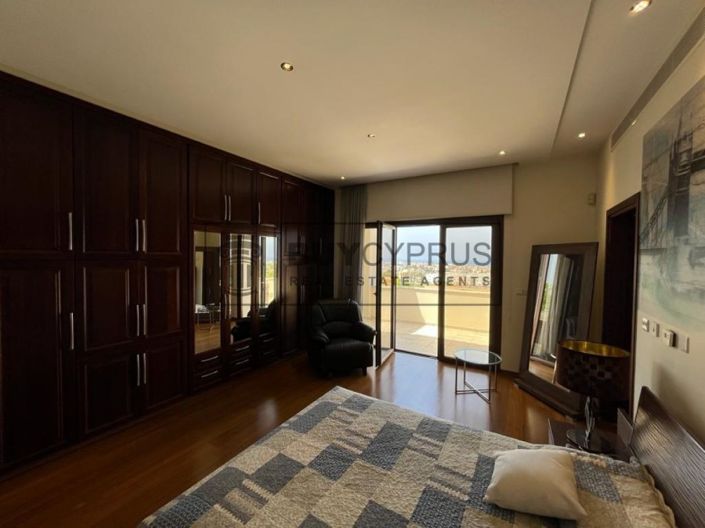 Image No.18-Villa de 7 chambres à vendre à Emba