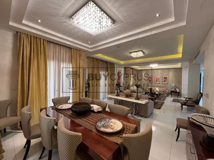 Image No.9-Villa de 7 chambres à vendre à Emba