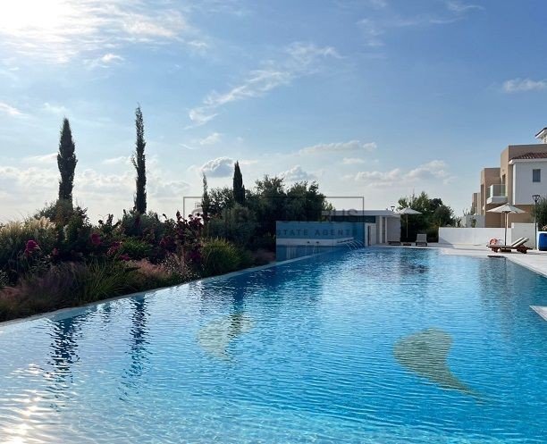 Image No.5-3 Bed Property for sale