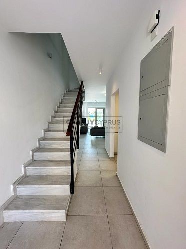 Image No.9-3 Bed Property for sale