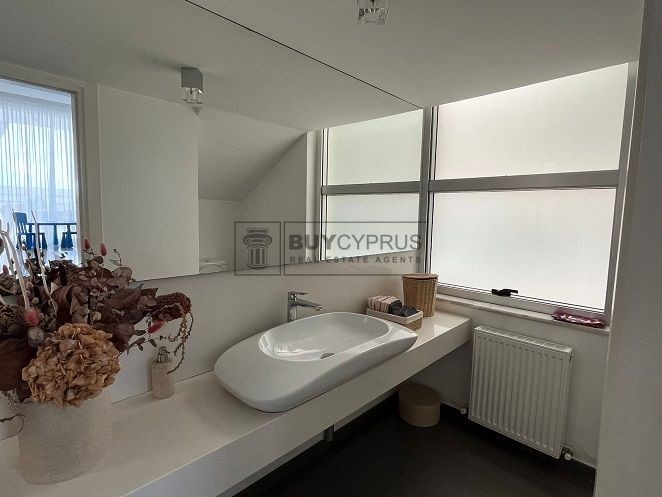 Image No.23-5 Bed Villa for sale