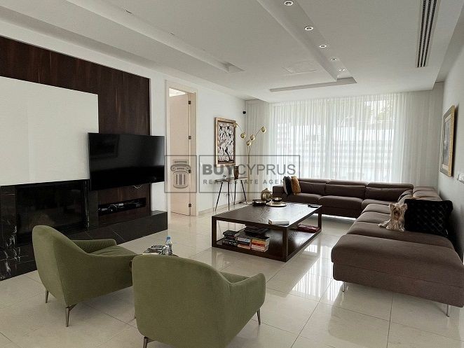 Image No.3-5 Bed Villa for sale