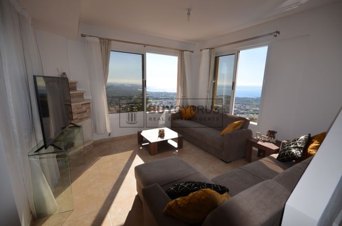 Image No.7-Villa de 6 chambres à vendre à Peyia