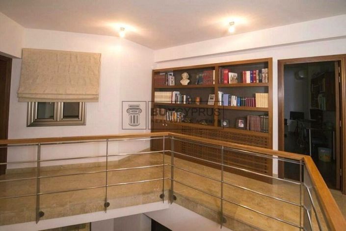 Image No.12-Villa de 5 chambres à vendre à Agios Athanasios