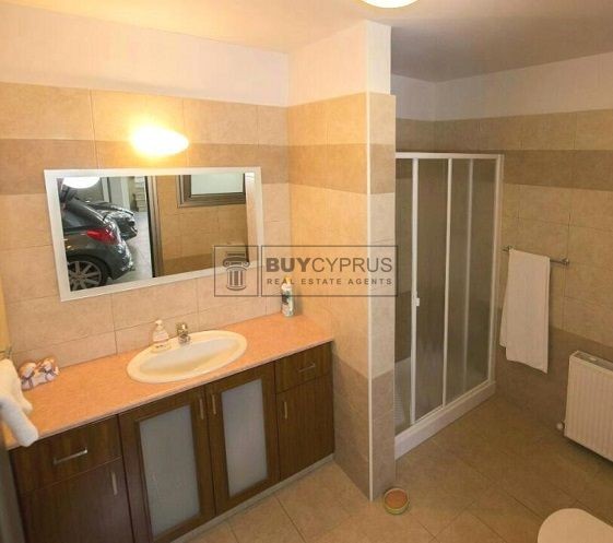 Image No.20-Villa de 5 chambres à vendre à Agios Athanasios