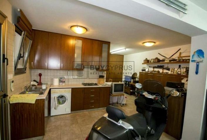 Image No.21-Villa de 5 chambres à vendre à Agios Athanasios