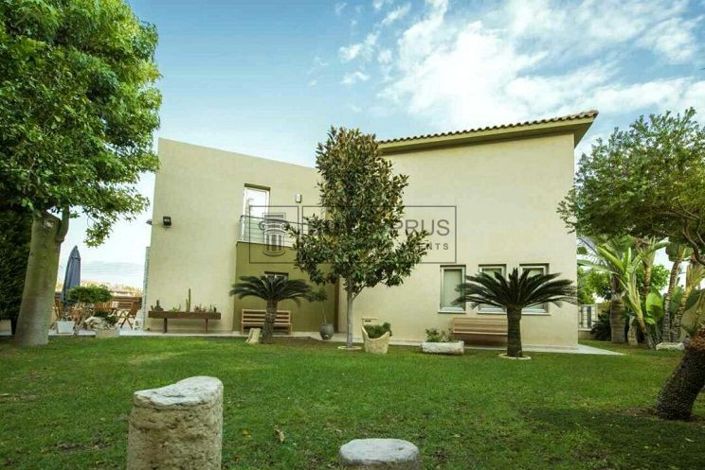 Image No.24-Villa de 5 chambres à vendre à Agios Athanasios