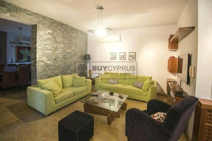 Image No.9-Villa de 5 chambres à vendre à Agios Athanasios