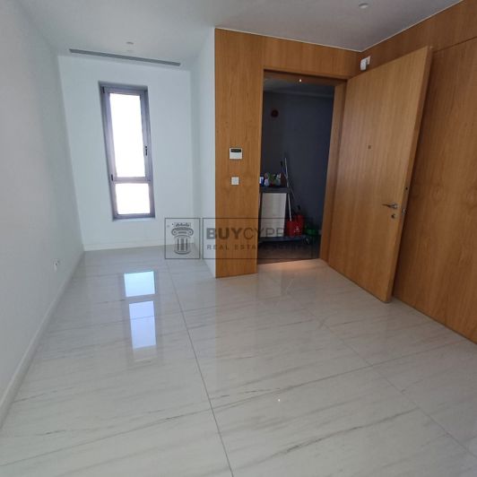 Image No.21-4 Bed Penthouse for sale