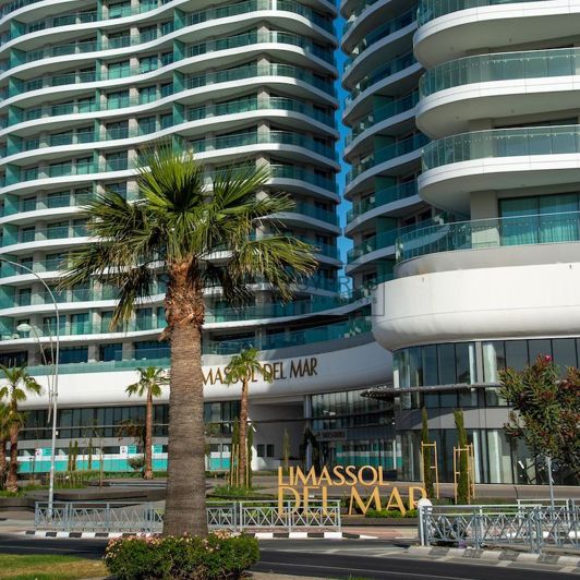 Image No.42-2 Bed Apartment for sale