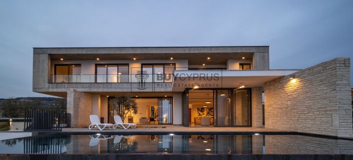 Image No.3-5 Bed Villa for sale