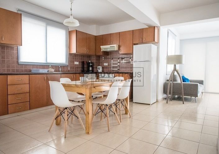 Image No.11-Commercial de 29 chambres à vendre à Kissonerga