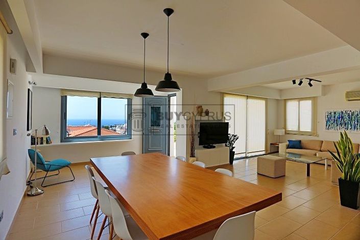 Image No.44-Commercial de 29 chambres à vendre à Kissonerga