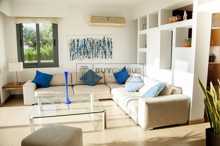 Image No.6-Commercial de 29 chambres à vendre à Kissonerga