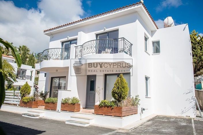 Image No.8-Commercial de 29 chambres à vendre à Kissonerga