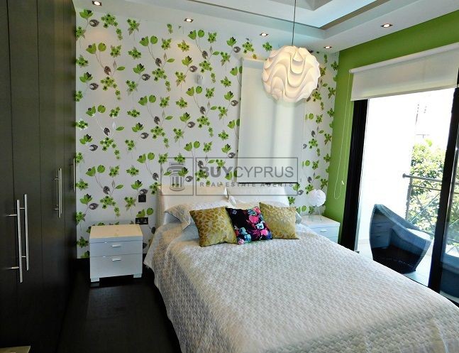 Image No.12-3 Bed Villa for sale