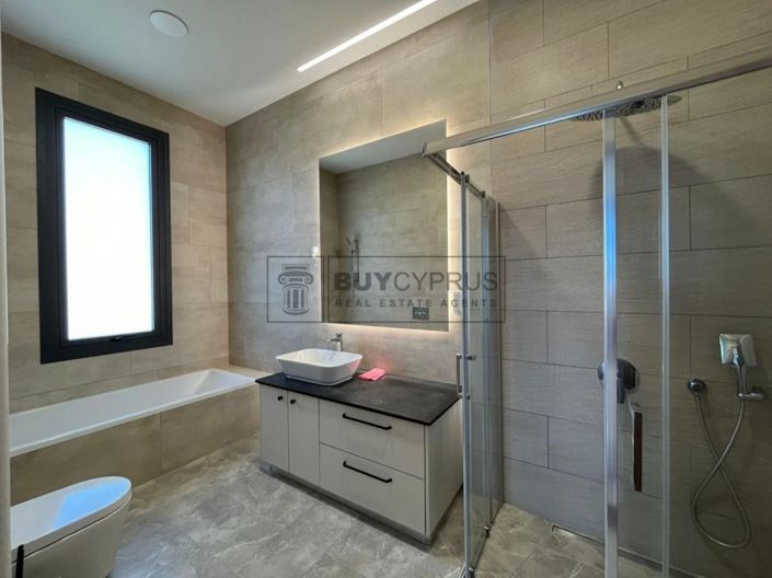 Image No.36-4 Bed Villa for sale