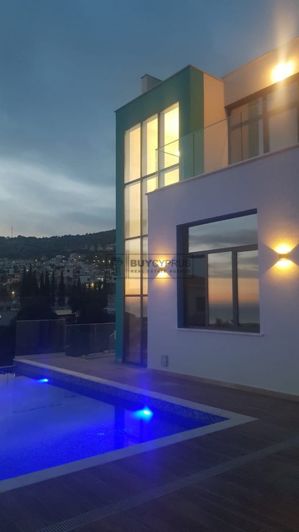 Image No.41-4 Bed Villa for sale