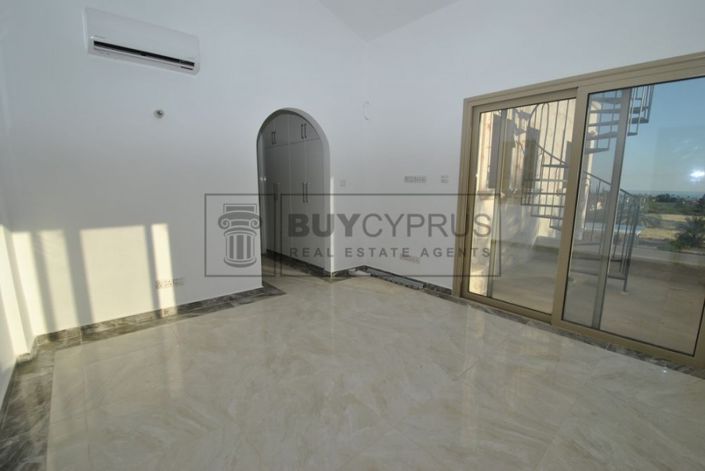 Image No.32-4 Bed Villa for sale