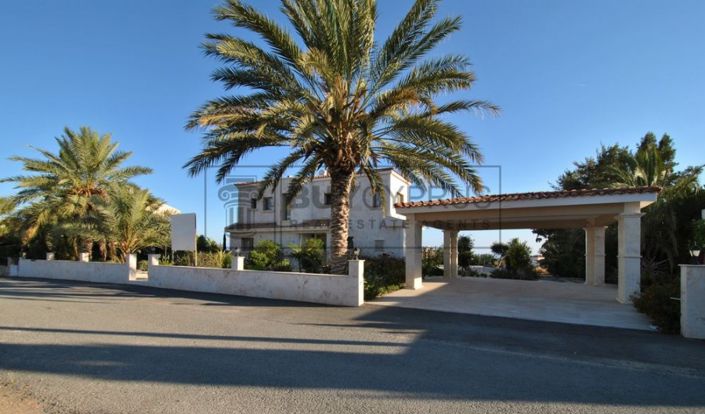 Image No.44-4 Bed Villa for sale