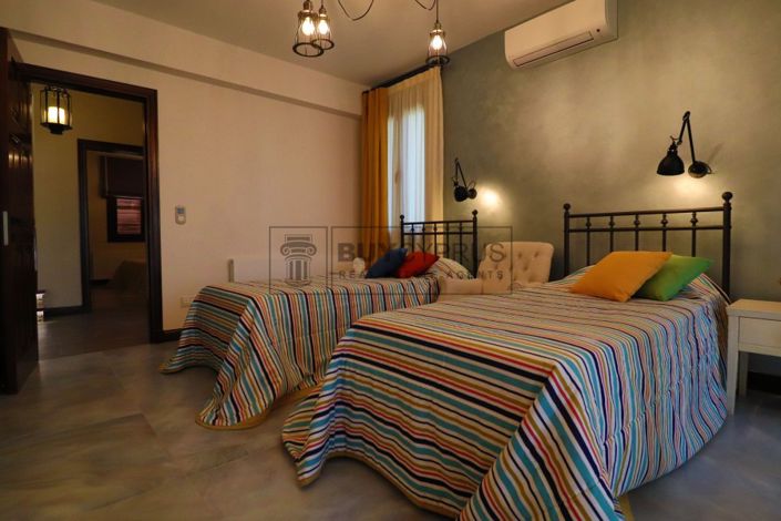 Image No.27-5 Bed Villa for sale