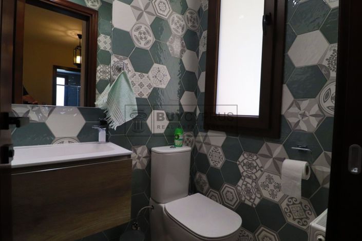 Image No.29-5 Bed Villa for sale